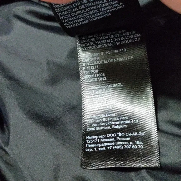 The North Face Long Black Puffer Coat Hooded Winter Parka Quilted Insulated Sm - Picture 10 of 10